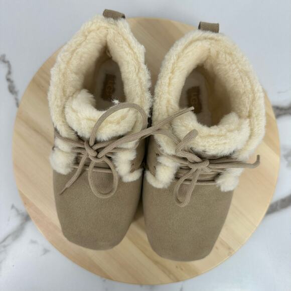 NEW UGG Size 6 Pumped Faux Fur Trim Mustard Seed Platform Suede Bootie Shoes - Picture 2 of 9